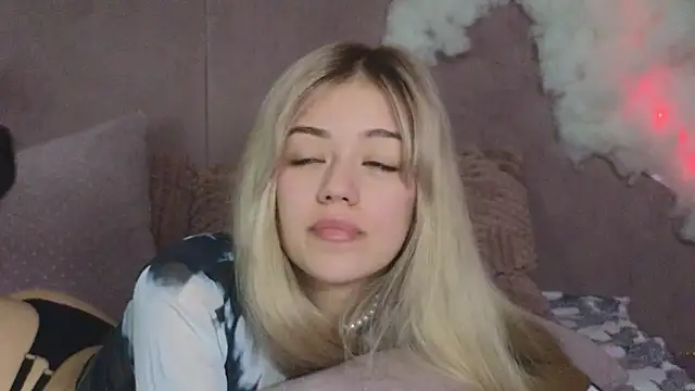 STELLA RICH online show from February 22, 9:04 pm