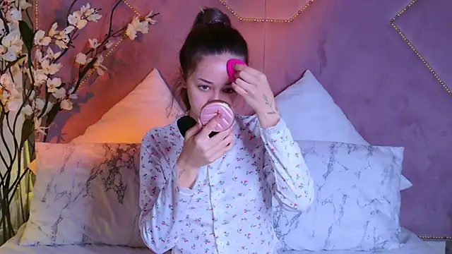 STELLA RICH online show from October 9, 8:51 pm