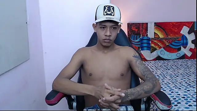 Snapshot of mr_stiven_ chatting on January 20, 3:37 am mr stiven online show from January 20, 3:37 am