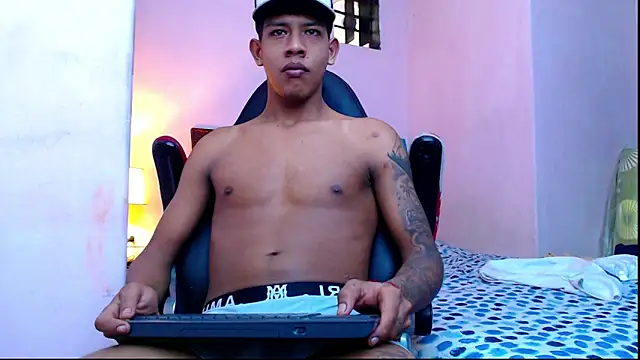 Snapshot of mr_stiven_ chatting on January 24, 6:03 am mr stiven online show from January 24, 6:03 am