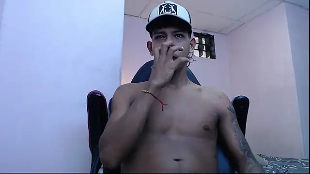 Snapshot of mr_stiven_ chatting on January 29, 7:57 am mr stiven online show from January 29, 7:57 am