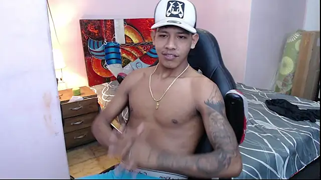 Snapshot of mr_stiven_ chatting on February 5, 8:54 am mr stiven online show from February 5, 8:54 am