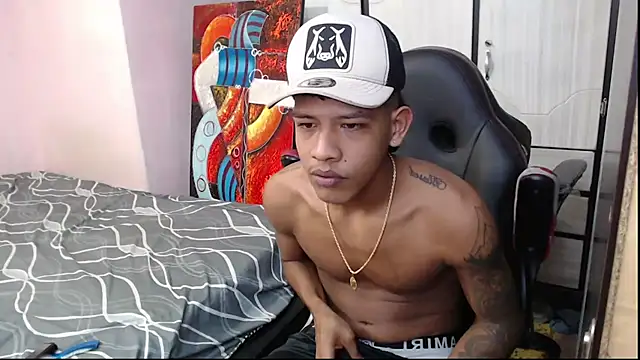 Snapshot of mr_stiven_ chatting on February 7, 8:44 am mr stiven online show from February 7, 8:44 am