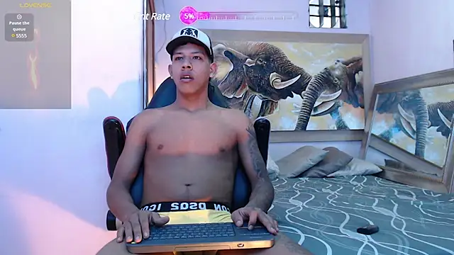 Snapshot of mr_stiven_ chatting on March 14, 2:53 am mr stiven online show from March 14, 2:53 am