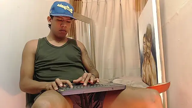 Snapshot of mr_stiven_ chatting on October 16, 3:18 am mr stiven online show from October 16, 3:18 am