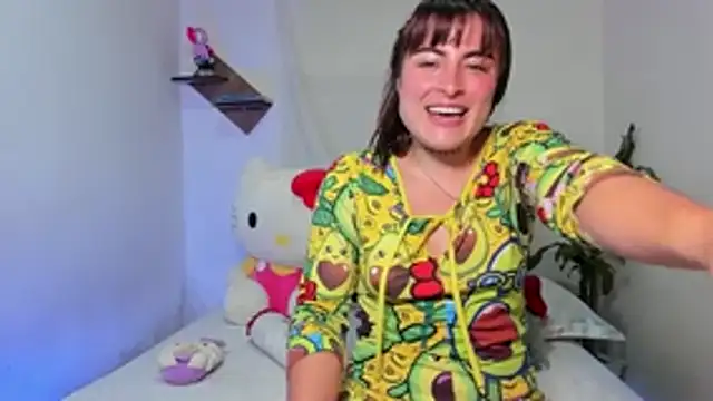 Snapshot of Liah_ferrer chatting on July 13, 7:16 pm Liah ferrer online show from July 13, 7:16 pm