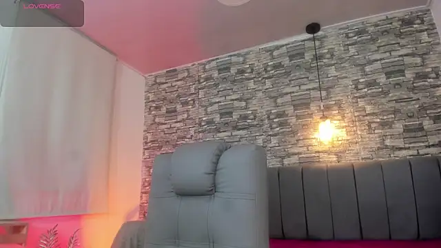 LuneObscure online show from September 15, 10:54 pm