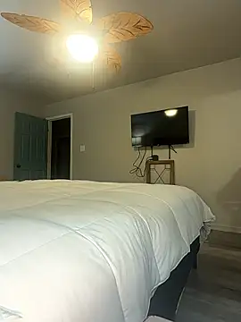 Snapshot of Texascoastedger chatting on February 25, 11:31 am Texascoastedger online show from February 25, 11:31 am