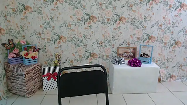 Lina Star S online show from February 4, 6:57 am