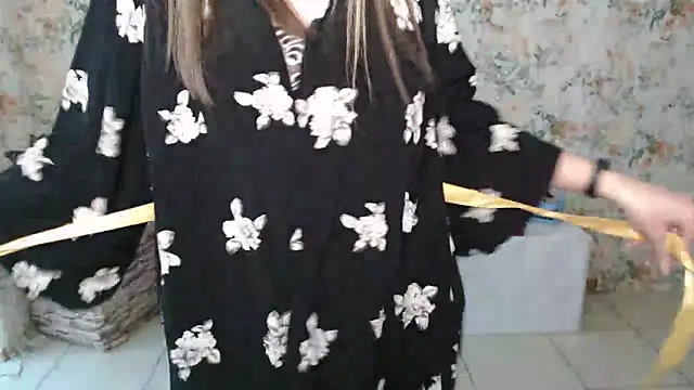 Lina Star S online show from February 4, 10:21 am