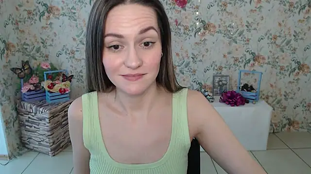 Lina Star S online show from February 13, 10:34 am