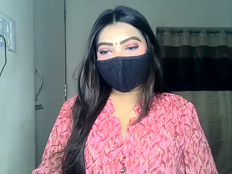 Snapshot of ishi_Beauty chatting on May 10, 4:28 am ishi Beauty online show from May 10, 4:28 am