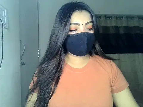 Snapshot of ishi_Beauty chatting on May 23, 4:50 am ishi Beauty online show from May 23, 4:50 am