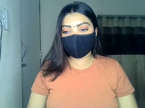 Snapshot of ishi_Beauty chatting on May 26, 5:14 am ishi Beauty online show from May 26, 5:14 am