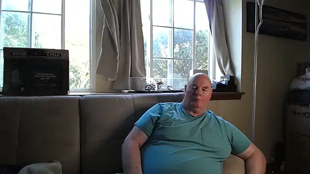 Snapshot of harley99574 chatting on July 22, 2:42 pm harley99574 online show from July 22, 2:42 pm