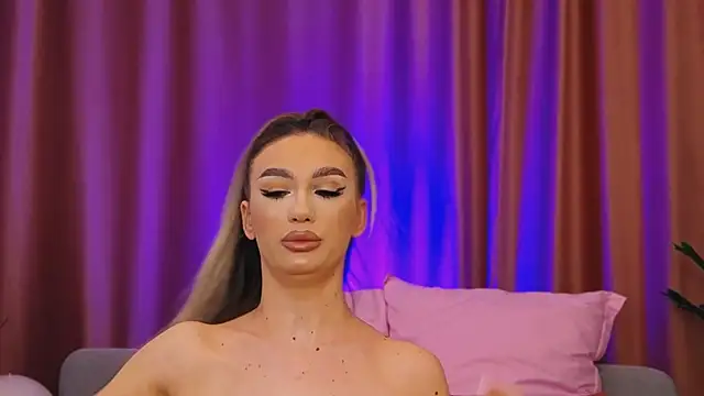 FelyJolie online show from March 1, 7:19 am