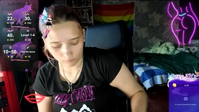 Snapshot of RachelPirce chatting on June 20, 11:29 pm RachelPirce online show from June 20, 11:29 pm