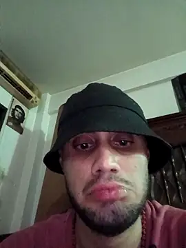 Snapshot of nikit42098 chatting on November 20, 4:23 am nikit42098 online show from November 20, 4:23 am