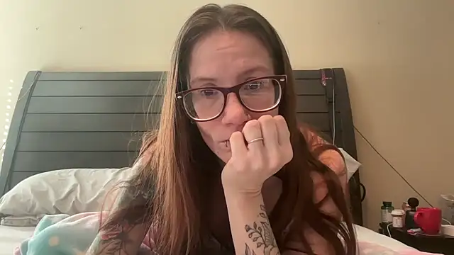 yourstrulylivy69 online show from January 11, 4:14 pm