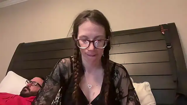 yourstrulylivy69 online show from February 21, 2:28 am