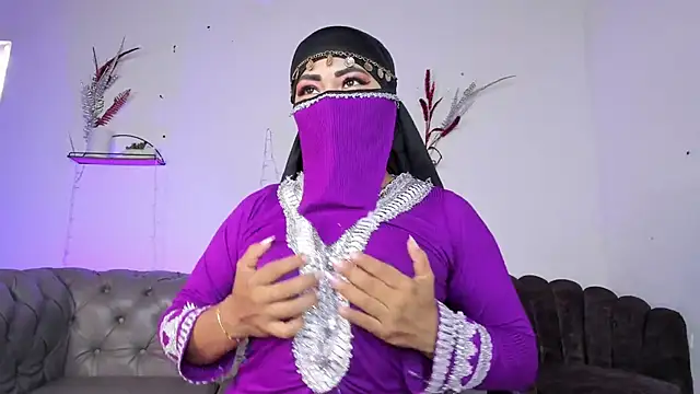 Snapshot of jazmin_anbar chatting on January 21, 3:21 pm jazmin anbar online show from January 21, 3:21 pm