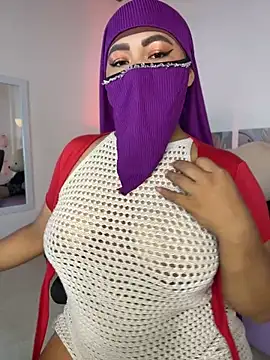 Snapshot of jazmin_anbar chatting on May 17, 10:06 pm jazmin anbar online show from May 17, 10:06 pm