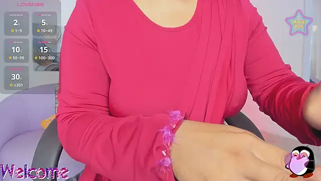 Snapshot of jazmin_anbar chatting on June 8, 9:37 pm jazmin anbar online show from June 8, 9:37 pm