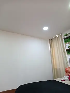 sasi luna online show from March 3, 2:01 pm