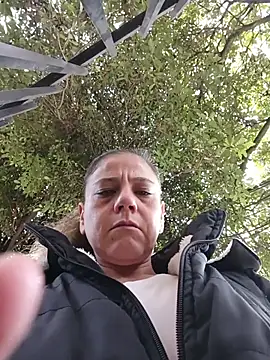 sasi luna online show from March 19, 1:04 pm