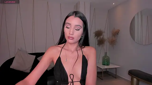 BellaCarteer  online show from April 21, 8:55 pm