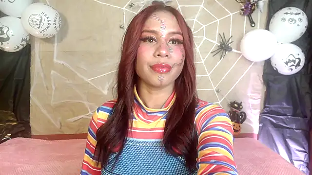 Snapshot of Nicole_Brown1126 chatting on October 31, 3:40 am Nicole Brown1126 online show from October 31, 3:40 am