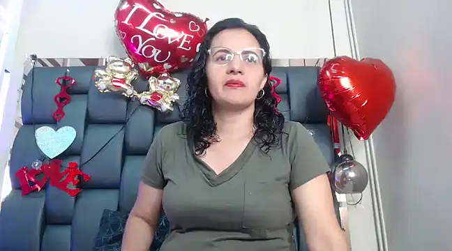 africa holmes online show from February 13, 1:40 am