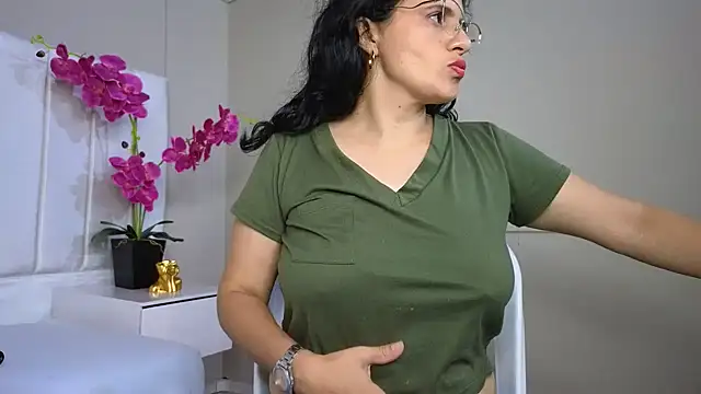 africa holmes online show from March 16, 1:28 am