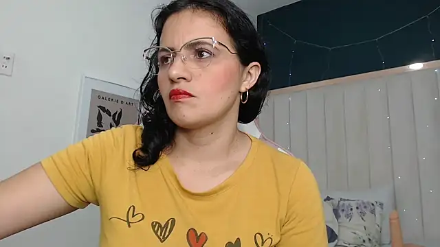 africa holmes online show from March 21, 1:45 am