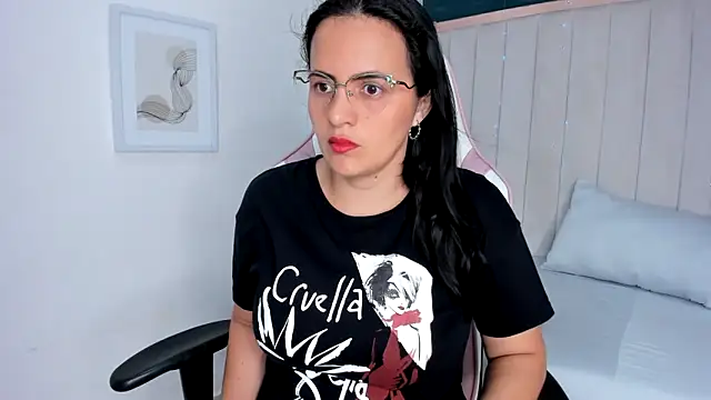 africa holmes online show from September 12, 2:00 am