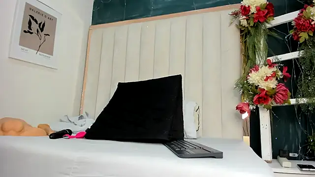 africa holmes online show from November 9, 2:54 am