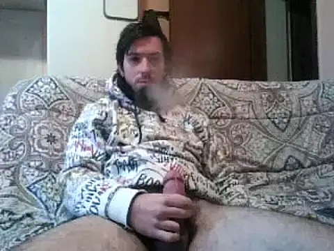 Snapshot of Frizzo379 chatting on December 17, 2:11 pm Frizzo379 online show from December 17, 2:11 pm