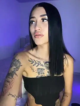 Cassie howard  online show from December 18, 4:09 am