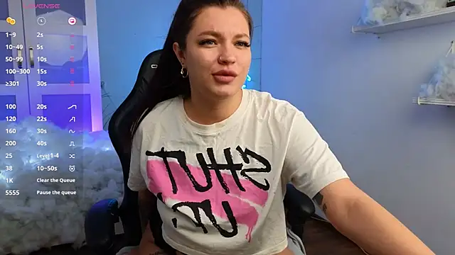 KAREN NIX online show from December 27, 1:22 am