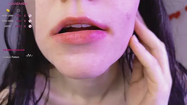 Snapshot of Lana__Cute_ chatting on February 11, 4:56 pm Lana Cute online show from February 11, 4:56 pm