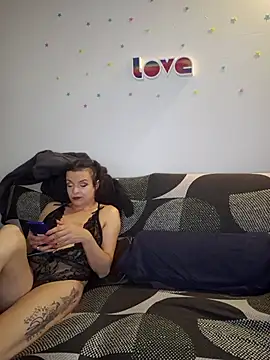 jourdinio13 online show from September 21, 3:02 pm