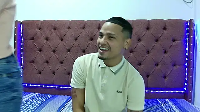 lau hotfox online show from January 31, 1:33 am