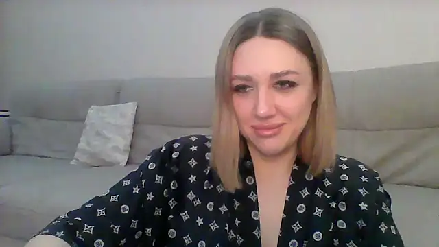 Snapshot of VickyLove047 chatting on February 7, 6:56 pm VickyLove047 online show from February 7, 6:56 pm