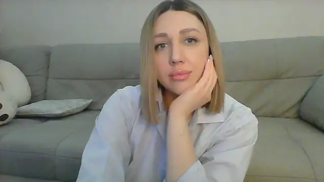 Snapshot of VickyLove047 chatting on February 19, 9:06 am VickyLove047 online show from February 19, 9:06 am