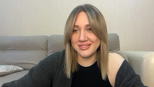 Snapshot of VickyLove047 chatting on December 14, 6:08 am VickyLove047 online show from December 14, 6:08 am