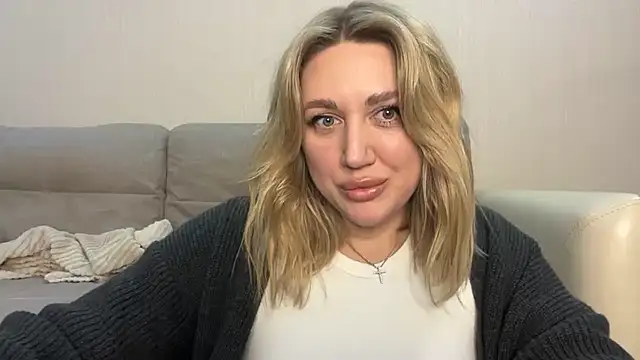 VickyLove047 online show from January 8, 5:04 pm