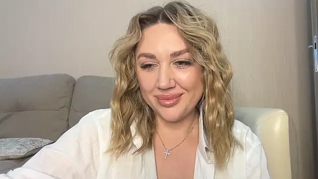 Snapshot of VickyLove047 chatting on June 27, 8:41 am VickyLove047 online show from June 27, 8:41 am