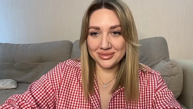 Snapshot of VickyLove047 chatting on July 5, 6:53 am VickyLove047 online show from July 5, 6:53 am