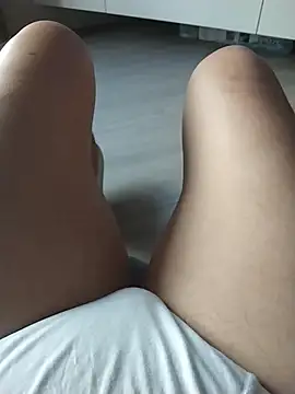 Dannydy2015 online show from January 19, 1:42 am