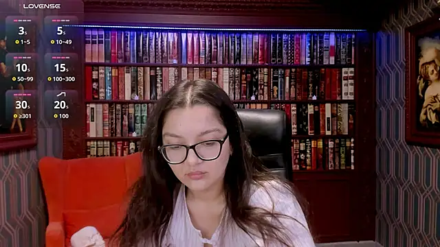 Snapshot of ZarifaBev chatting on November 2, 2:25 am ZarifaBev online show from November 2, 2:25 am